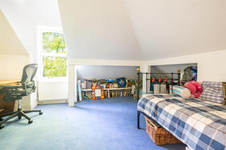 93 Knatchbull Road-43.jpg