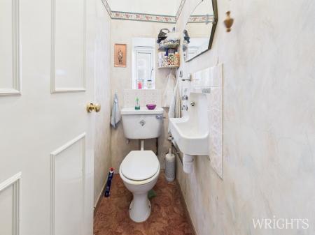 Ground Floor Cloakro