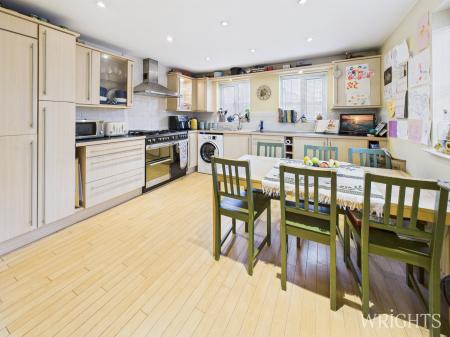 Kitchen/Breakfast Ro