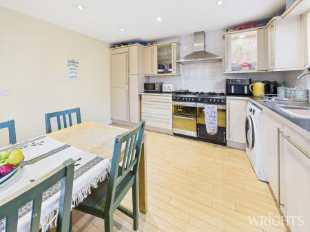 Kitchen/Breakfast Ro