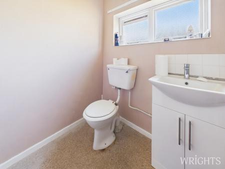 Ground Floor Cloakro