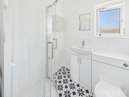Family Shower Room