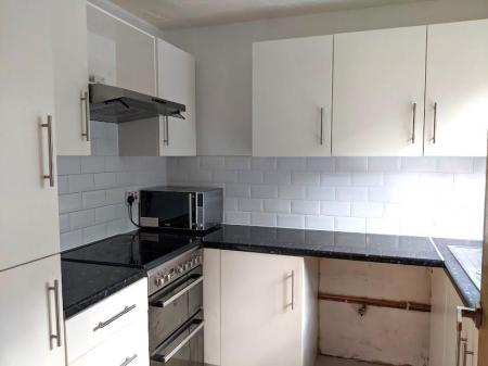 Kitchen: