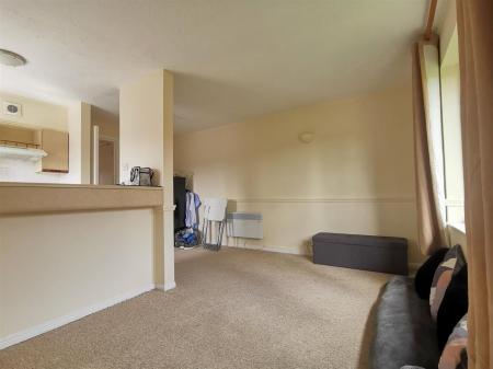 Living Room: