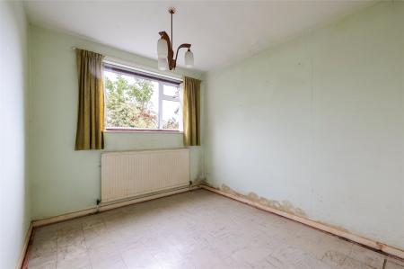 Dining Room/Bed 3