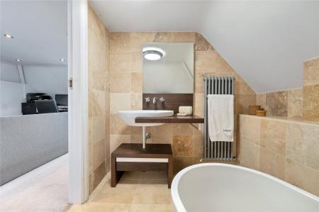 En-Suite Bathroom