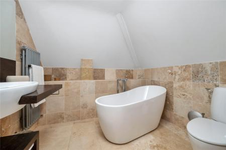 En-Suite Bathroom
