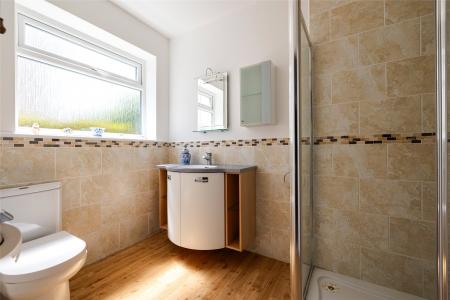 En-Suite Shower