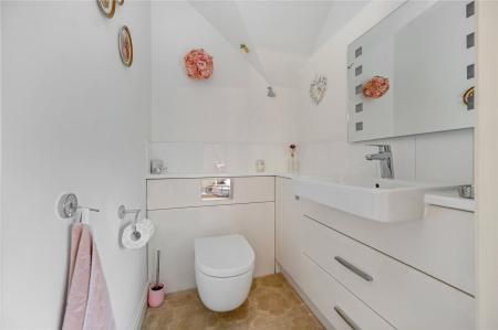 En-Suite 2
