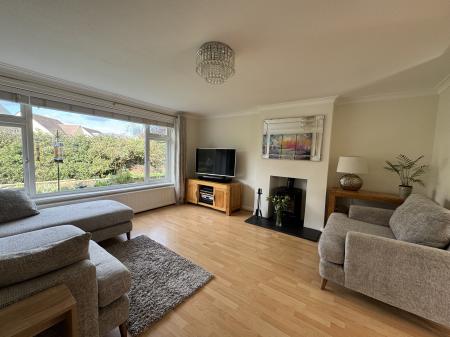LOUNGE A
