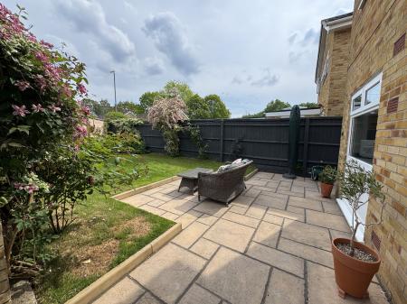 PATIO B