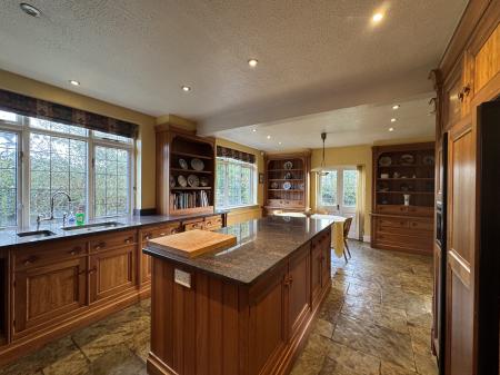 Kitchen/Breakfast