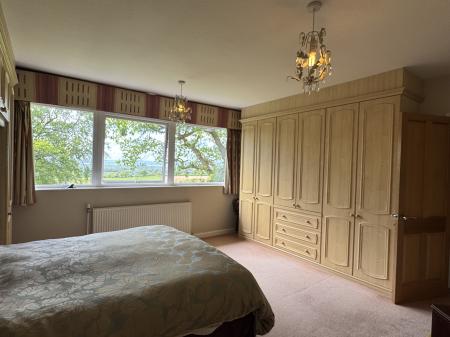 MASTER BEDROOM WARDROBES