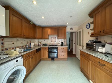 ALVESTON, NR BRISTOL