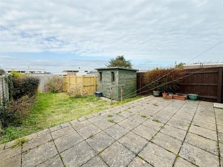 Rear Patio.JPG