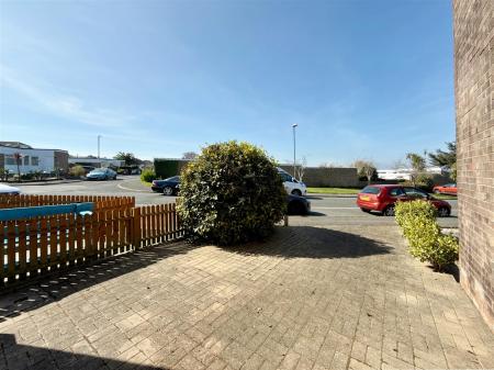 Front Garden.JPG