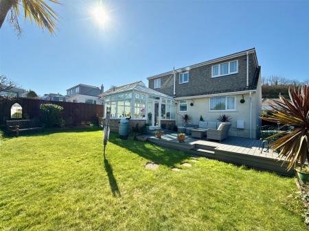 Rear Right Quarter.JPG