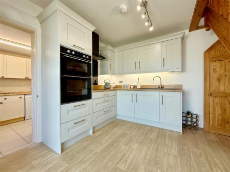 Kitchen To Utility.JPG