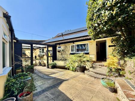 Courtyard - Entrance To Robin Cottage.jpg