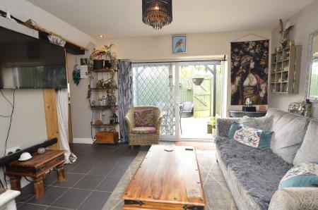 Robin Cottage Lounge.jpg