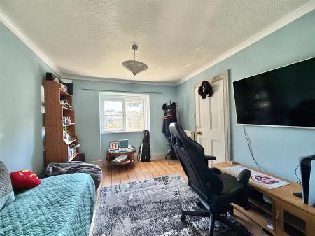 Coombe Bank Lodge - Upper Lounge.jpg