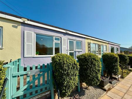 Front Left Quarter.JPG