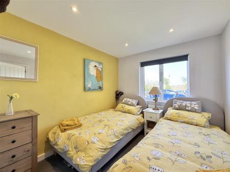 Bedroom 2.jpg