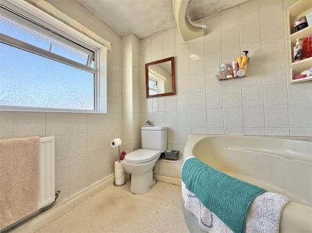 Family Bathroom.jpeg