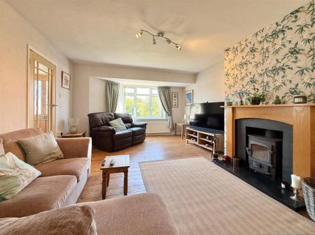 Living Room.JPG