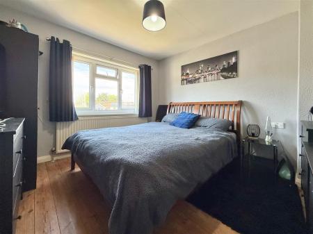 Bed 1.JPG