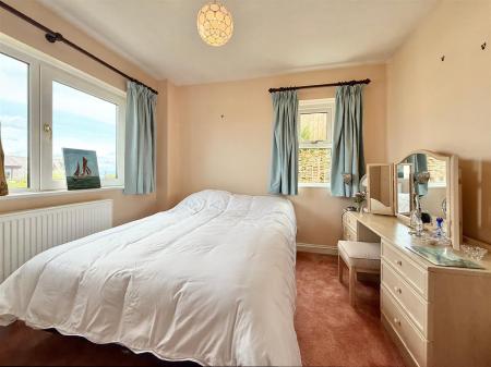 Bedroom 2.JPG