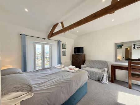 Bedroom 1.jpeg