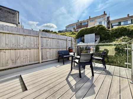 Rear Sun  Deck.jpeg