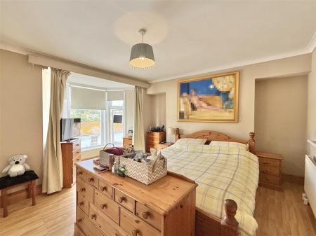 Bedroom  1.jpg