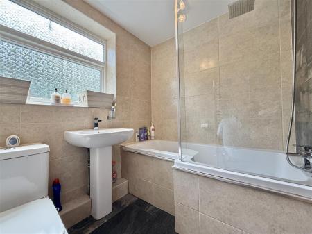 Top Floor Bathroom.jpg