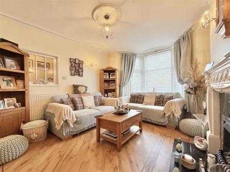 Living_Room.jpg