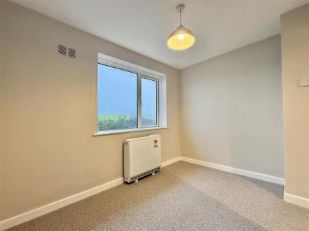 Bedroom  4.jpg