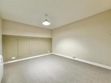 Bedroom  2.jpg