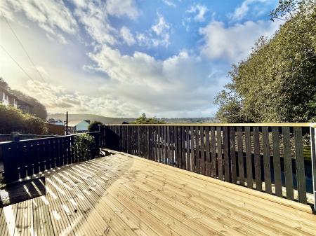 Front Deck.jpg
