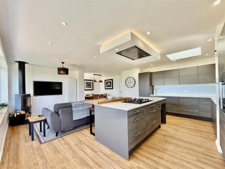 Lounge Kitchen Diner.jpg