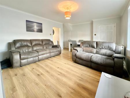 Lounge.JPG