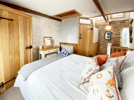 Bedroom 1.JPG