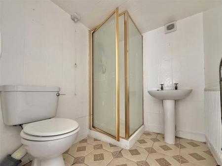 Downstairs Shower Room.jpeg