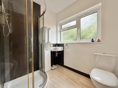 Shower Room.jpeg