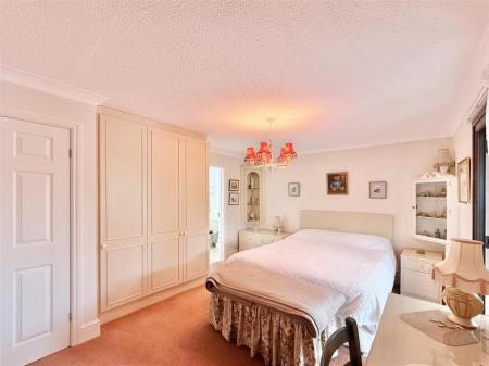 Bedroom  1.jpeg