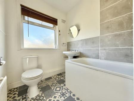 Bathroom.jpeg