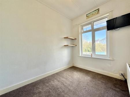 Bedroom  2.jpeg