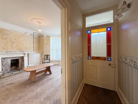 Entrance Hallway.JPG