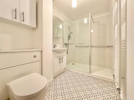 Shower Room.JPG