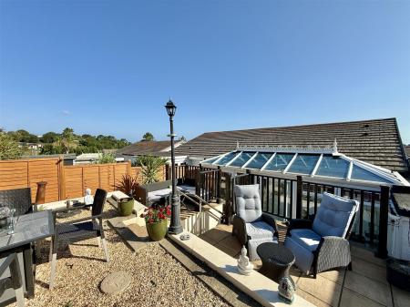 Rear Right Quarter.JPG